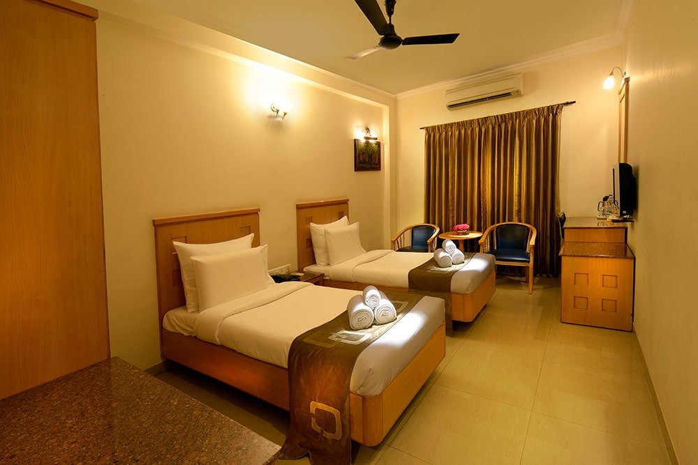 Executive Twin Bed Room at Plaza Inn